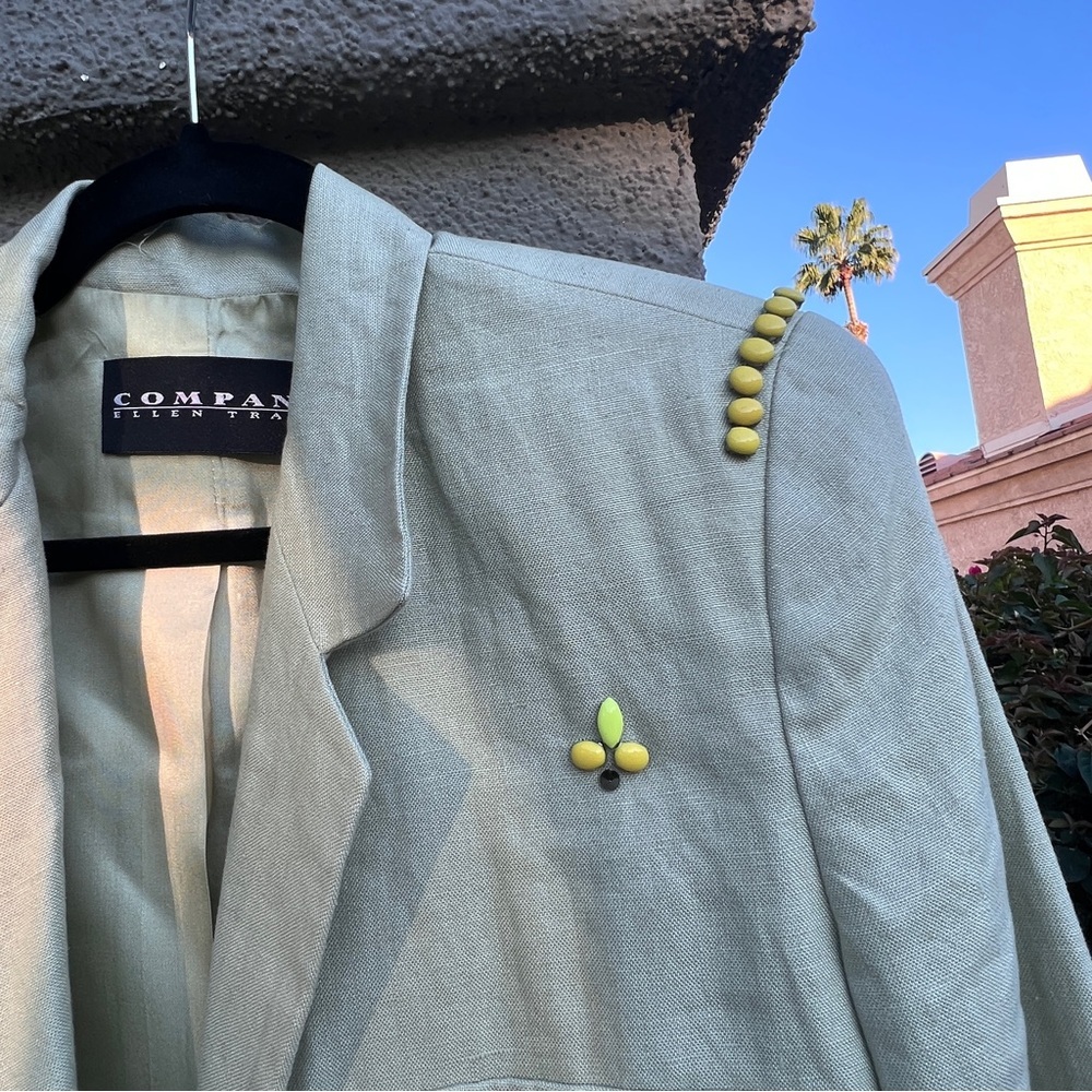 Upcycled vintage green beaded blazer - Picture 11 of 13